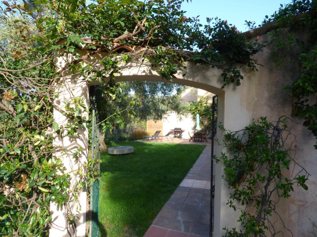 Apartment Cezanne With Heated Pool And Private Garden Chateauneuf-Grasse Bagian luar foto